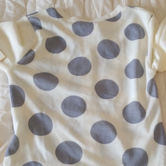 Sweater. - Picture 3 of 3